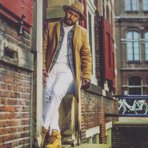 حاتم عمور  يدعم جهود المغرب في مكافحة كورونا