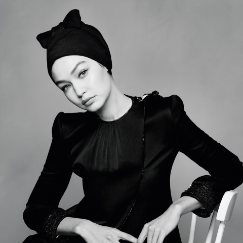 جيجي حديد في Harper's Bazaar