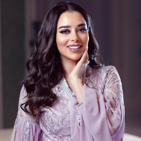 بلقيس  بالقفطان المغربي