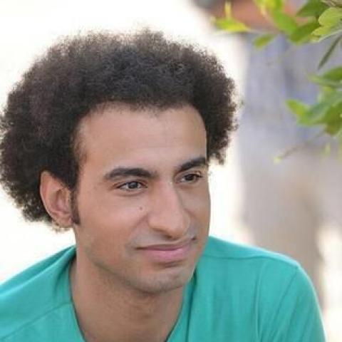 وفاة والد علي ربيع