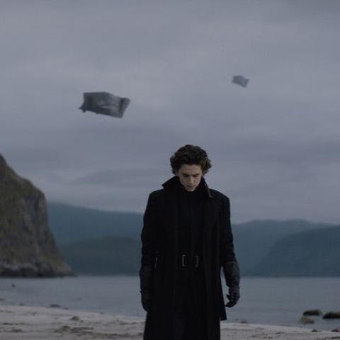 تيموثي شالاميت على كوكبه الأصلي كالادان - انستغرام @duneupdates