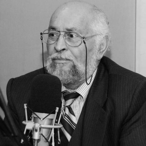 وفاة الفنان عبد الرحمن أبو القاسم