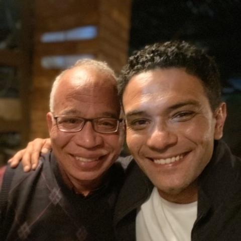 آسر ياسين وشريف دسوقي -  مسلسل &quot;بـ 100 وش&quot;