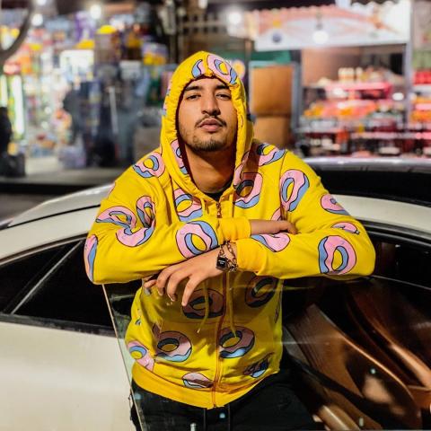 مستر كريزي يتجاوز مسلسلات رمضان