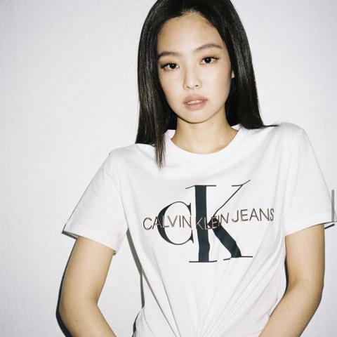 59 سيلفي في 15 دقيقة يدخلون جيني من فرقة BlackPink الترند - الصورة من إنستغرام