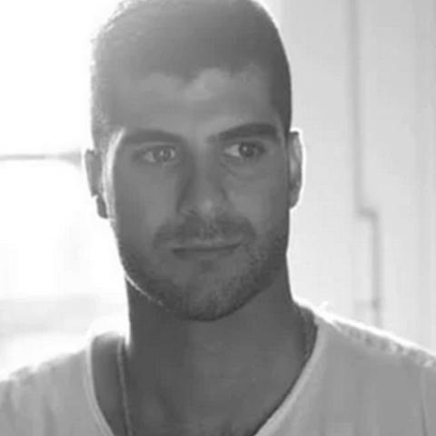 هل يشبه احمد حسنين عمر الشريف؟