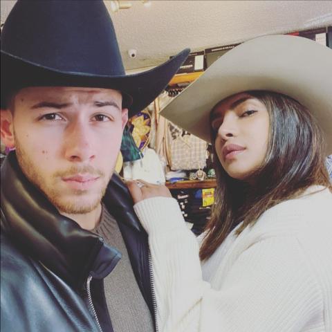 نيك جونس و بريانكا شوبرا