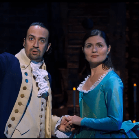 ديزني تعيد هاملتون إلى الواجهة