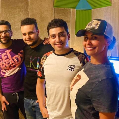 كواليس تسجيل أغنية فلفل أحمر