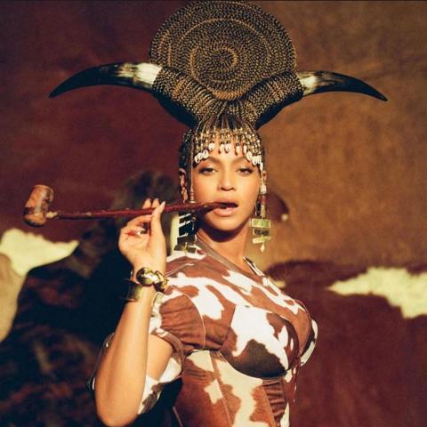 بيونسيه - انستغرام @blueivy.carter