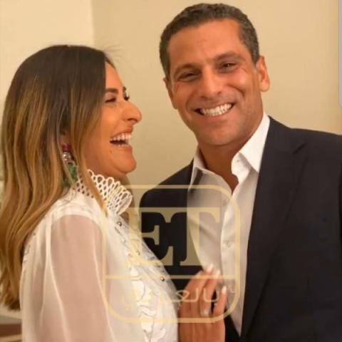 امينة خليل رفقة خطيبها عمر طه