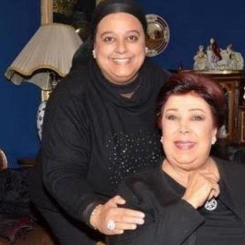 رجاء الجداوي و إبنتها