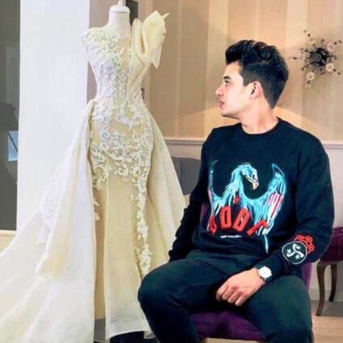 مصمم ليبي شاب يطمح للعالمية