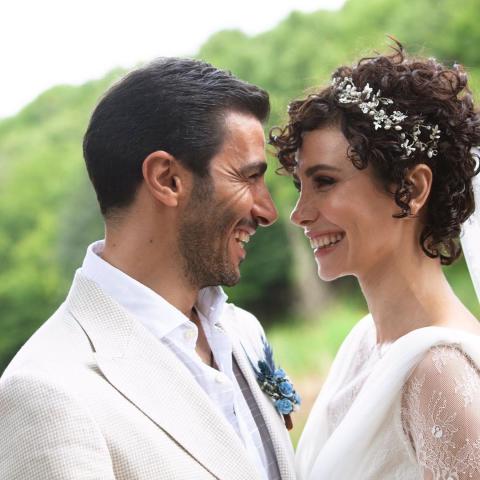 سونغول أودان مع زوجها أرمان بيشيكجي