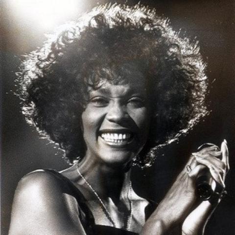 ويتني هيوستن- انستغرام @whitneyhouston