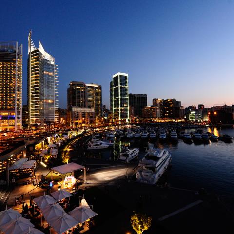 النجوم يتفاعلون مع الإنفجار الذي هز بيروت