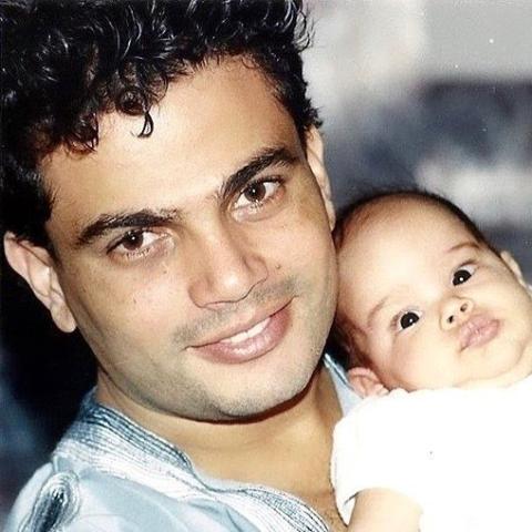 عمرو دياب و ابنته نور