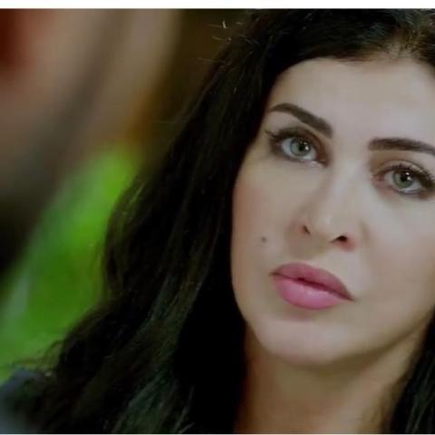 جمانة مراد أمام بولنت إينال ومراد يلدريم في &quot;مدرسة الحب&quot; - الصورة من المسلسل