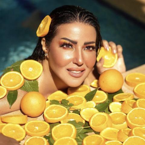 سمية الخشاب &quot;تعليقات الناس على صور البرتقال مضحكة ولطيفة&quot;