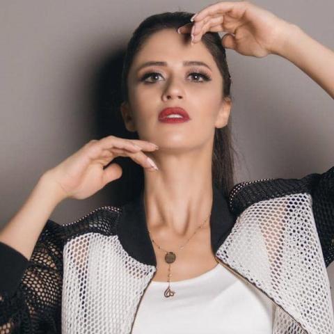 ليان بزلميط تعود إلى زوجها وهل ستعتزل الغناء؟