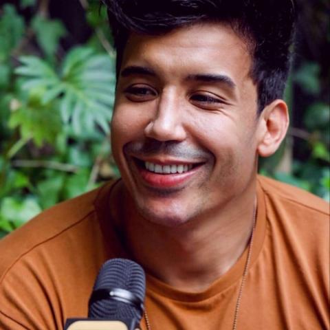 عادل إشبي يكشف لـ ET بالعربي عن تفاصيل أعماله المقبلة