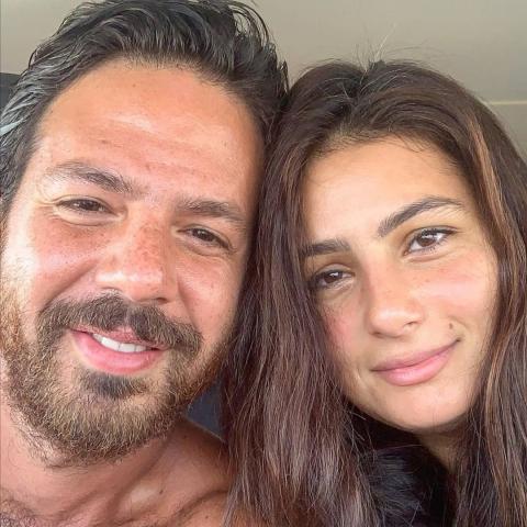 عمر الشناوي وزوجته