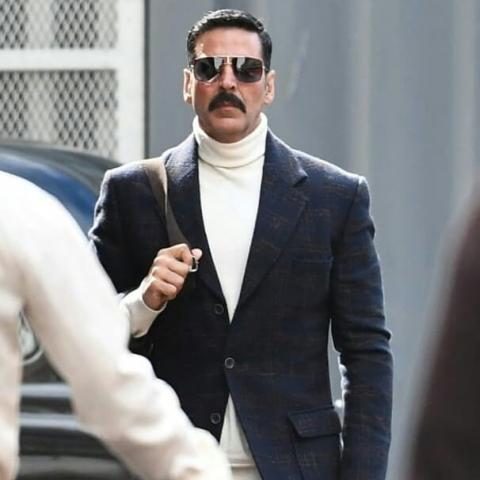 أكشاي كومار في موقع تصوير Bell Bottom من صفحة الفانز @akhsaykumarr_