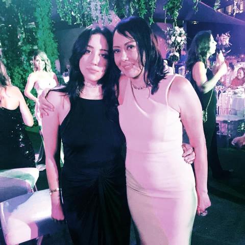 نهى العمروسي وابنتها