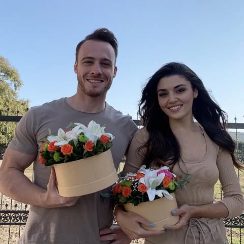 الجمهور يتفاعل مع إعتراف كرم بورسين بحبه لـ هاندا أرتشيل في &quot;أنت أطرق بابي&quot;