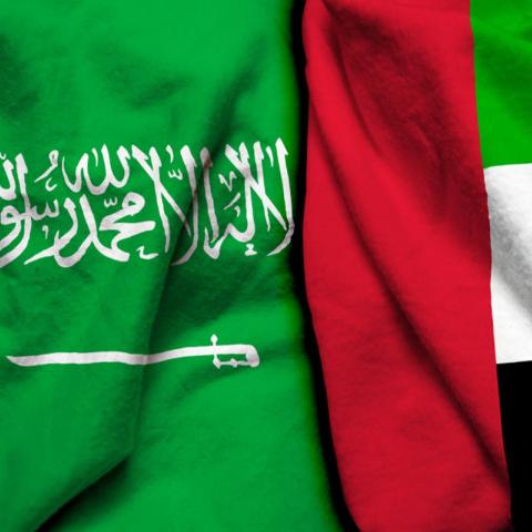 الامارت و السعودية