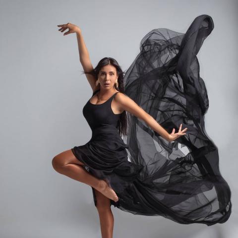 دينا في أخر صورها