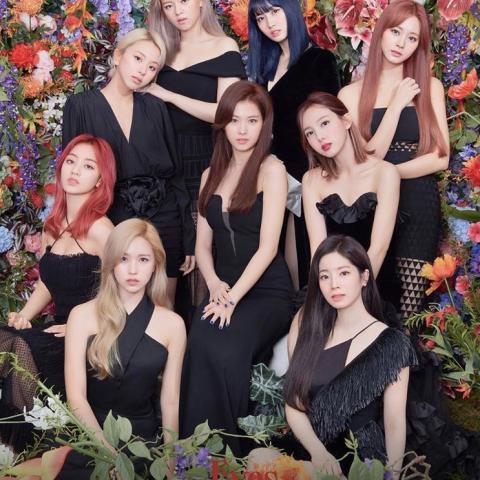 فرقة توايس تواصل الترويج للألبوم الجديد