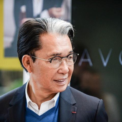 وفاة كينزو تاكادا عن عمر 81 عاماً بسبب مضاعفات كورونا