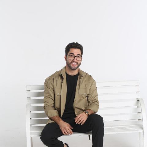 محمد جمعة يطلق كليب &quot;إنتي مين&quot;.. ويكشف عن تحضيراته المقبلة