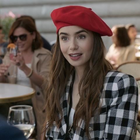 مسلسل إيميلي في باريس