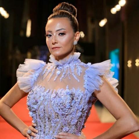 بشرى في إحدى إطلالاتها من مهرجان الجونة السينمائي