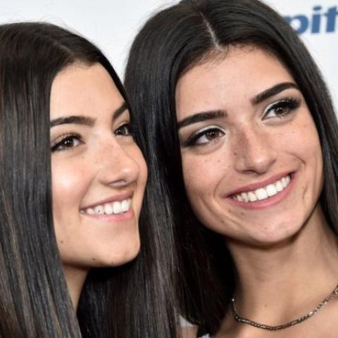 بسبب مقطع فيديو.. نجمة تيك توك شارلي داميليو تخسر مليون متابع في يوم واحد