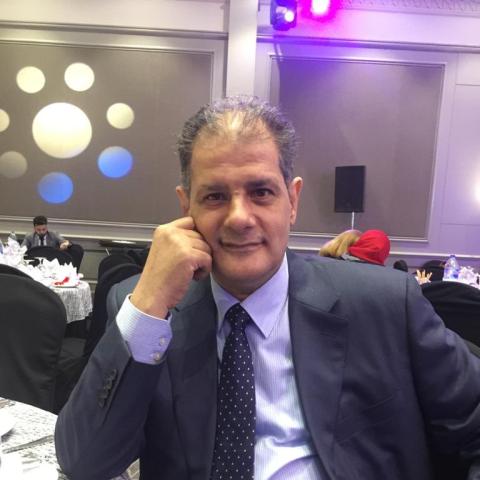 الموسيقار الراحل طارق عاكف