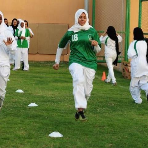 أول دوري كرة قدم للسيدات في السعودية