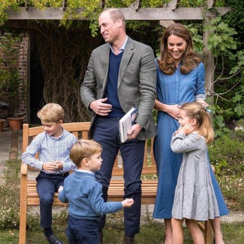 الأمير ويليام مع زوجته و أبنائه