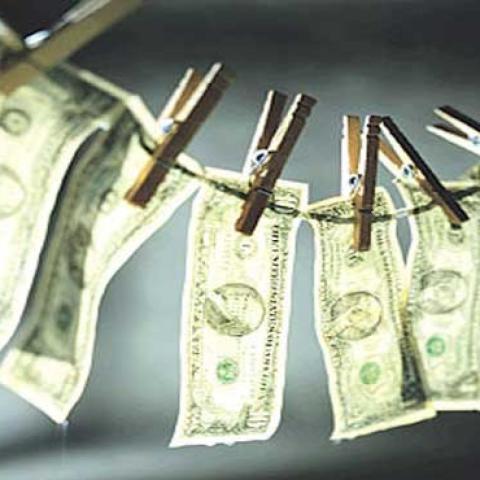 غسيل الأموال