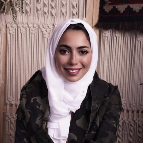 دارين البايض بعد خلعها للحجاب &quot;كنت خايفة حد يطلع يتكلم عني&quot;