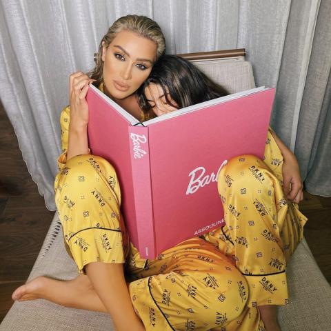 "K" إبنة مايا دياب تحتفل بعيد ميلادها بحضور والدها