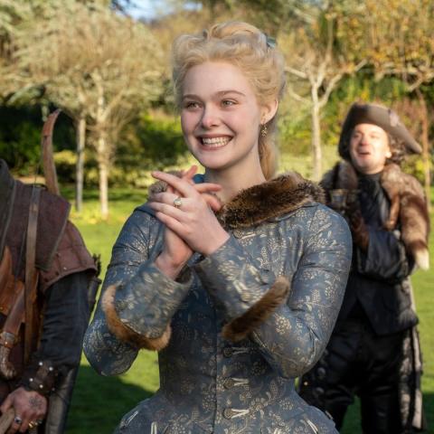 إيل فانينغ في The Great - انستغرام @thegreathulu