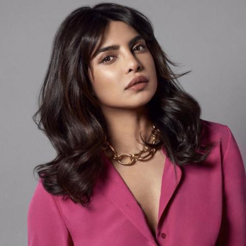 بريانكا شوبرا تطلق Anomaly منتجات خاصة للعناية بالشعر