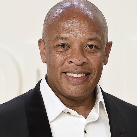 Dre. Dre يتعافى من تمدد الأوعية الدموية في الدماغ