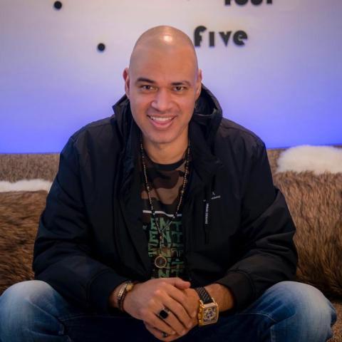 خالد تاج الدين