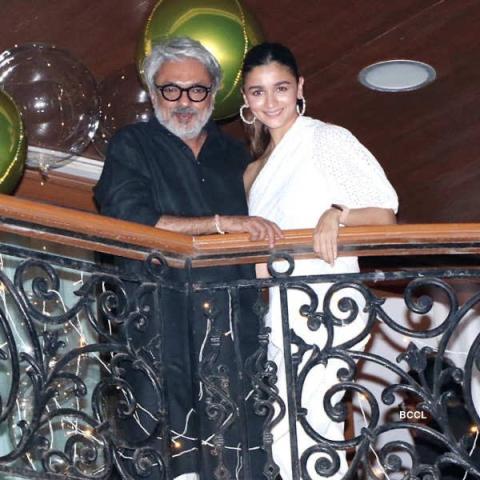 سانجاي ليلا بهنسالي يحتفل بعيد ميلاده الـ 58