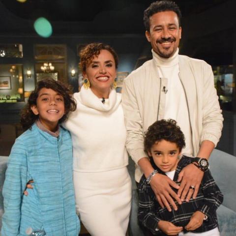 أحند داود وعلا رشدي وطفليهما