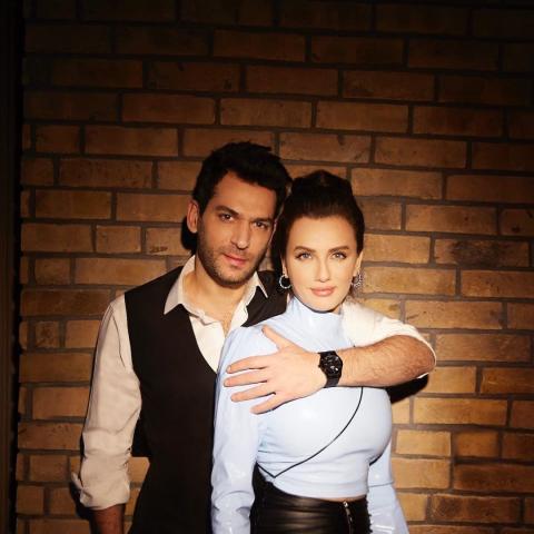 مراد يلدريم وزوجته إيمان الباني_صورة من إنستغرام